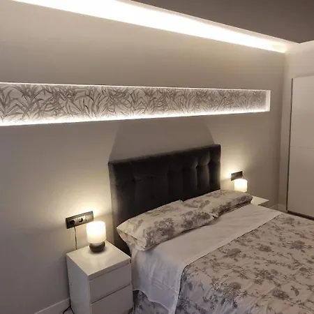 Rincon De Frey - Renovado Centro 4/6 Pax, Wifi شقة خيخون