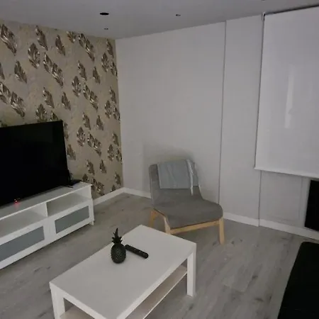 Rincon De Frey - Renovado Centro 4/6 Pax, Wifi شقة خيخون